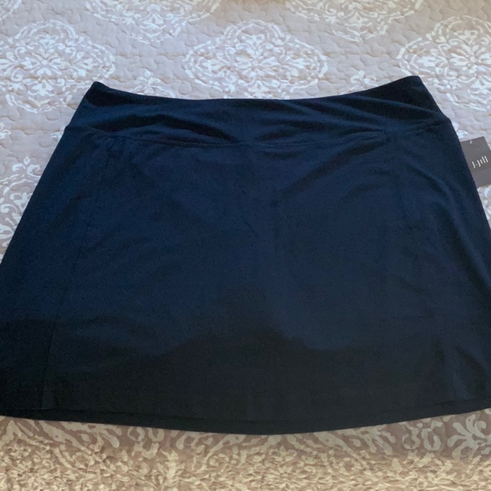 NWT J. Jill Black Knit Skort